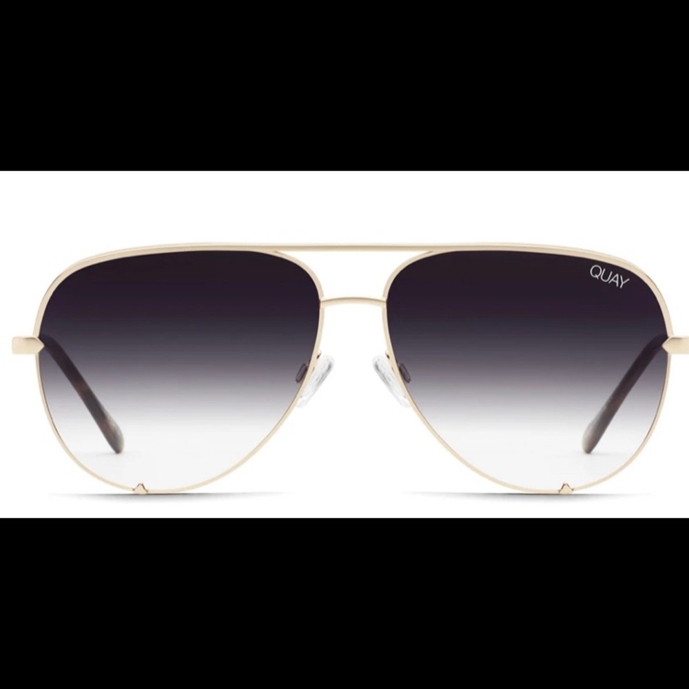 QUAY High Key Black Fade with Gold Rim